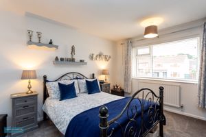 Bedroom- click for photo gallery